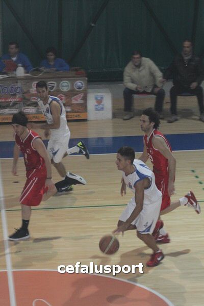 120129 Aquila 128_tn.jpg